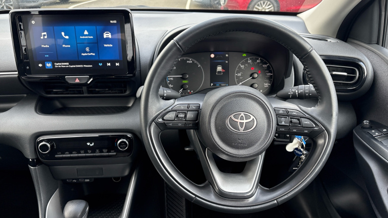 Toyota Yaris 1.5 Hybrid Icon 5dr CVT Hybrid Hatchback